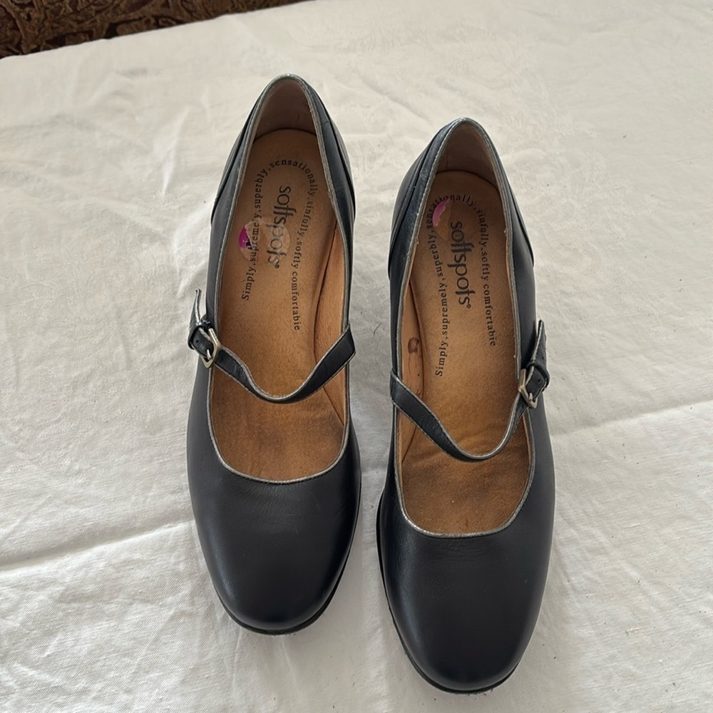 Softspots Mary Jane Black Leather Comfort Heels for Women Size 8.5 Buckle up